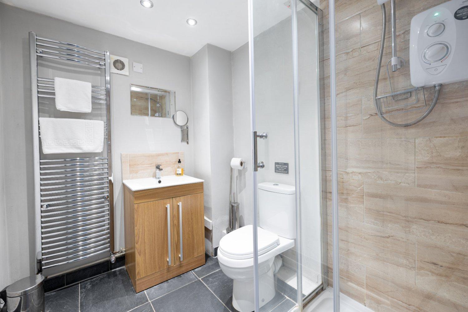 The School Rooms Estate Beautiful, Georgian Apartments With Private Heated Pool And Hot Tub Wifi And Parking Near Bath Box  Extérieur photo