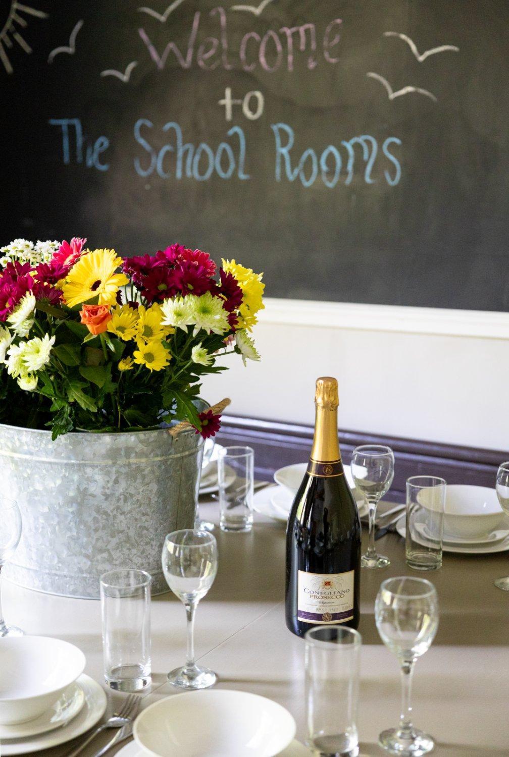 The School Rooms Estate Beautiful, Georgian Apartments With Private Heated Pool And Hot Tub Wifi And Parking Near Bath Box  Extérieur photo