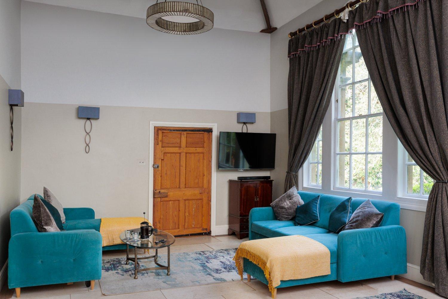 The School Rooms Estate Beautiful, Georgian Apartments With Private Heated Pool And Hot Tub Wifi And Parking Near Bath Box  Extérieur photo