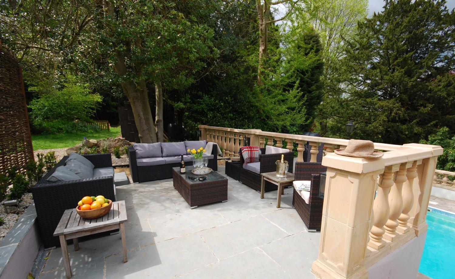 The School Rooms Estate Beautiful, Georgian Apartments With Private Heated Pool And Hot Tub Wifi And Parking Near Bath Box  Extérieur photo